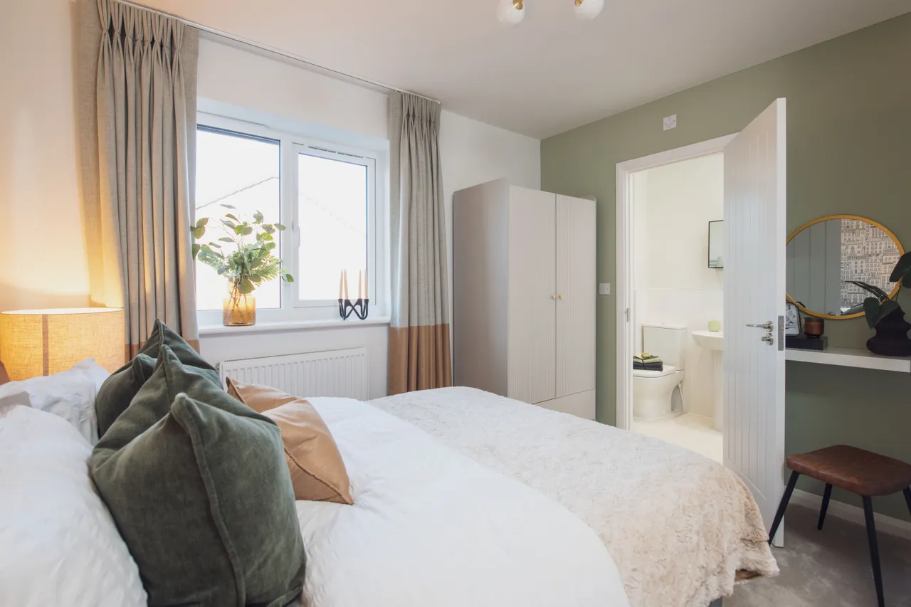 Plot 42 Hollinwood, Roedeer Gardens, Bury, BL9 6NY, photo 6