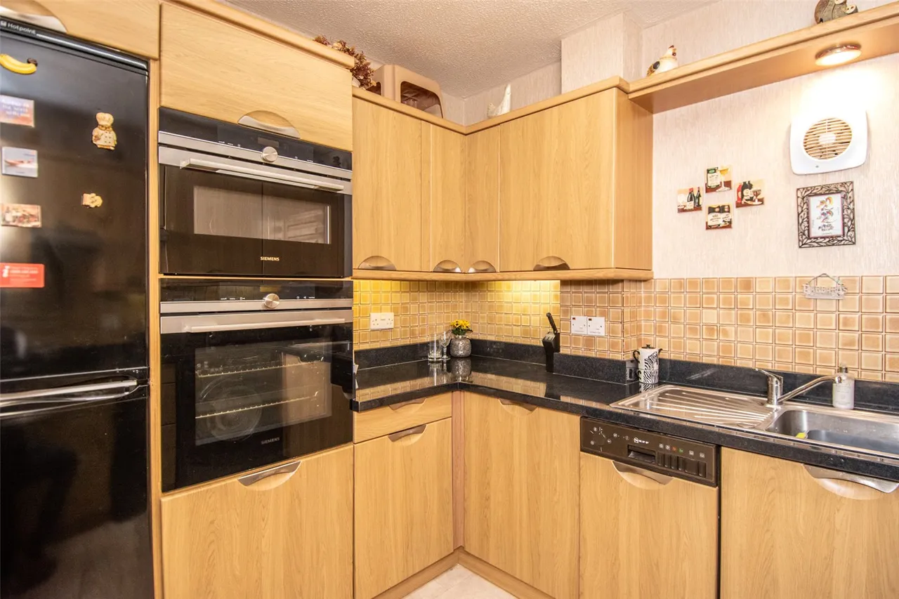 College Road, Bromsgrove, Worcestershire, B60 2NE, photo 16