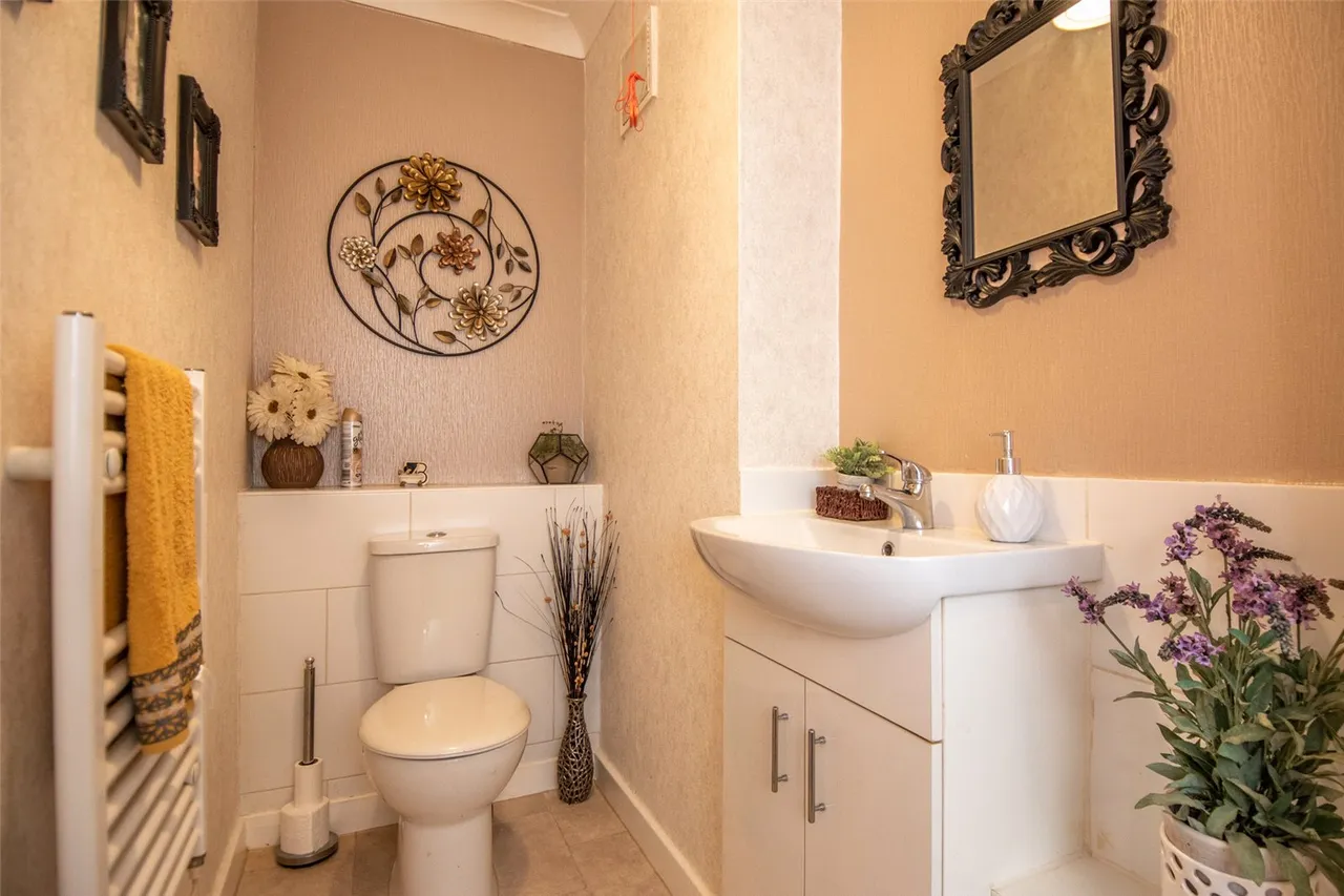 College Road, Bromsgrove, Worcestershire, B60 2NE, photo 8