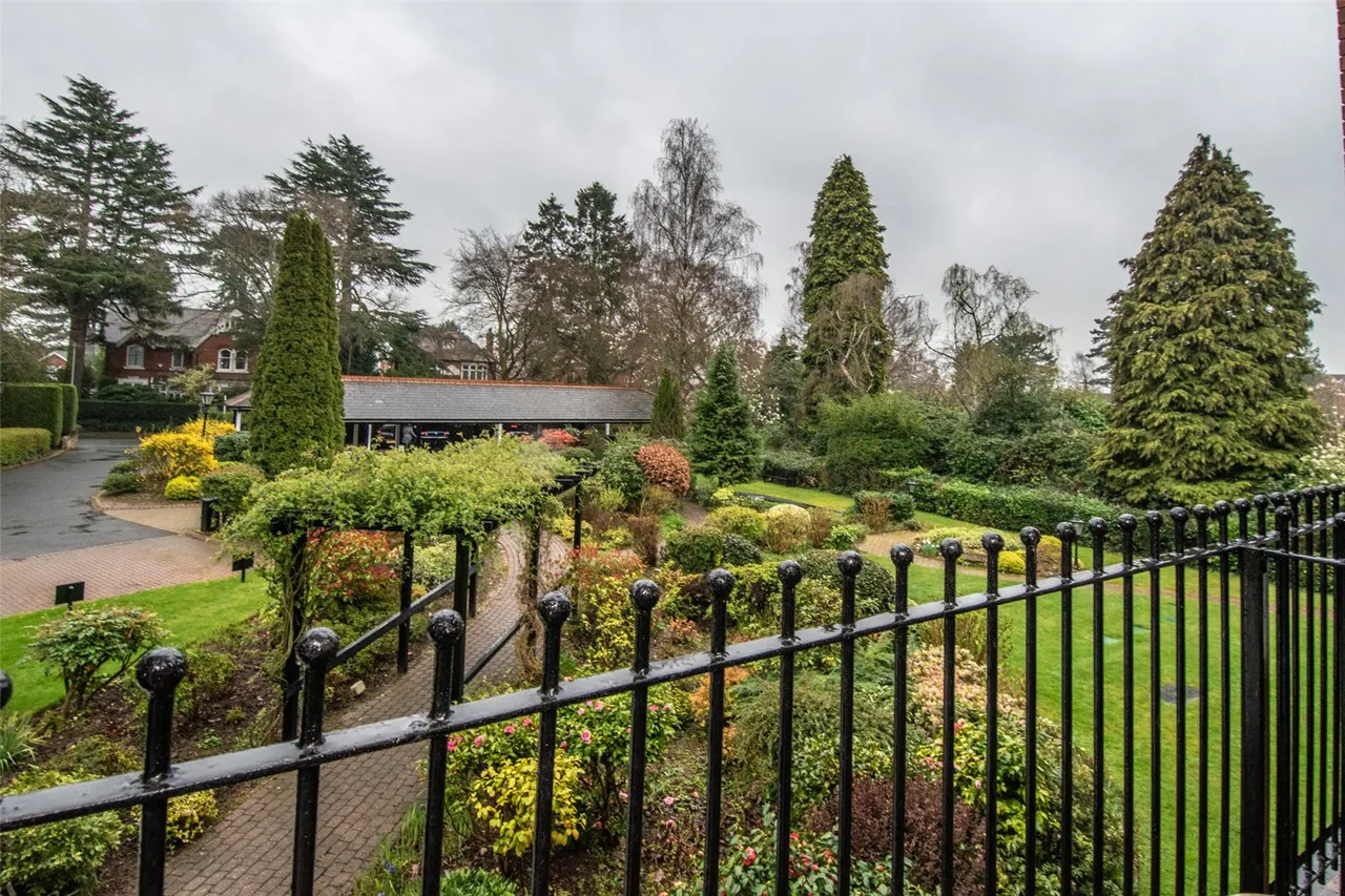 College Road, Bromsgrove, Worcestershire, B60 2NE, photo 5
