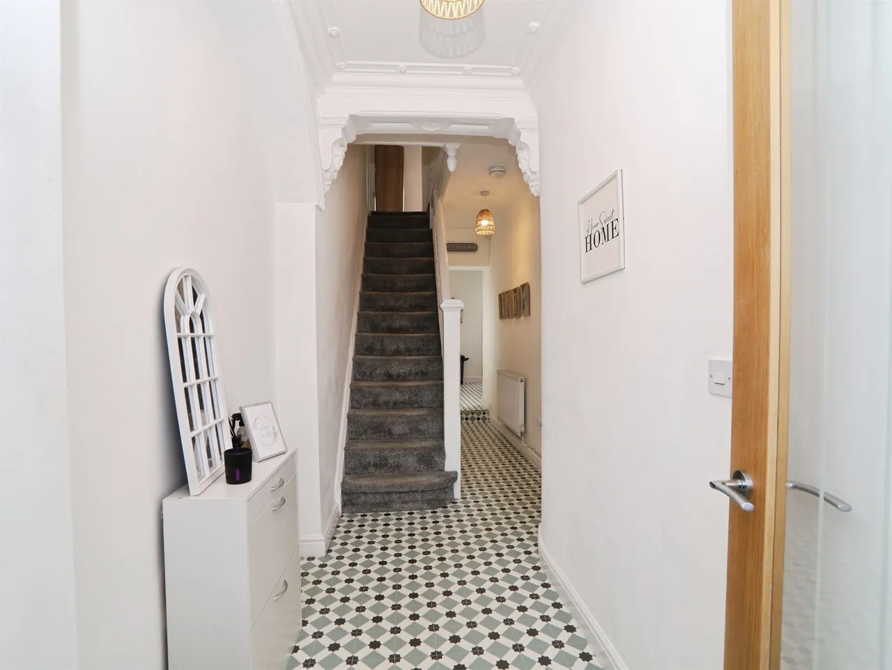 Caerphilly Road, Senghenydd, CF83, photo 2