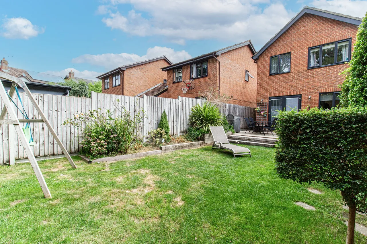 Hunnels Close, Church Crookham, Fleet, GU52 6YR, photo 17