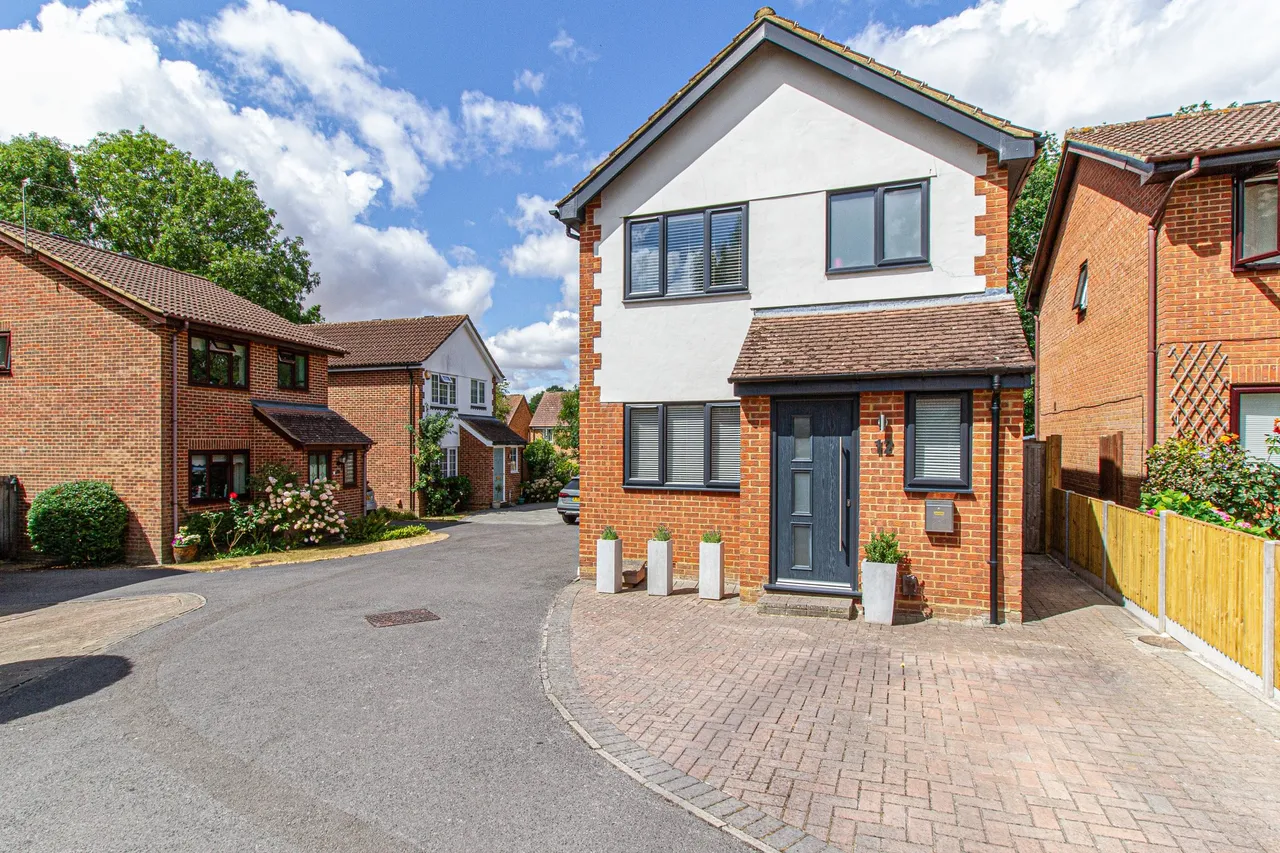 Hunnels Close, Church Crookham, Fleet, GU52 6YR, photo 18