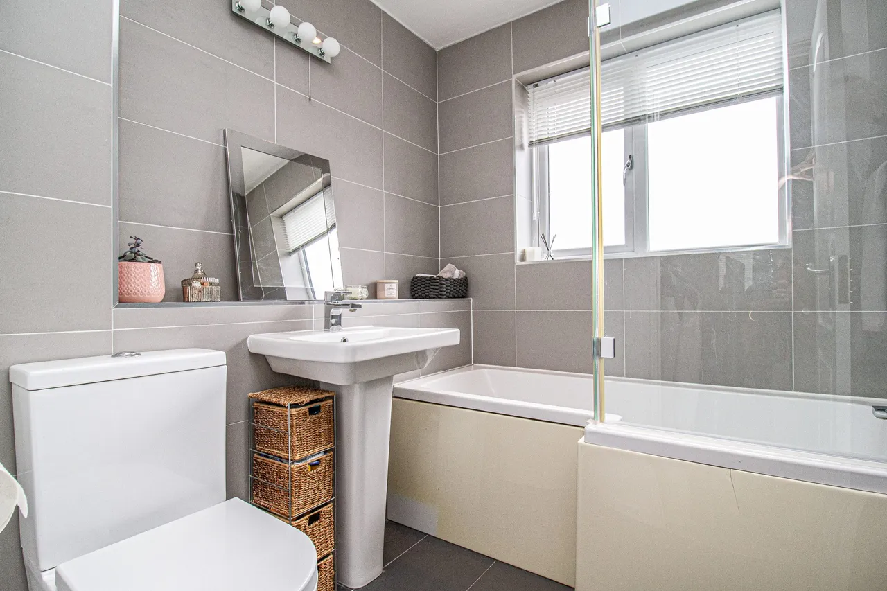 Hunnels Close, Church Crookham, Fleet, GU52 6YR, photo 14
