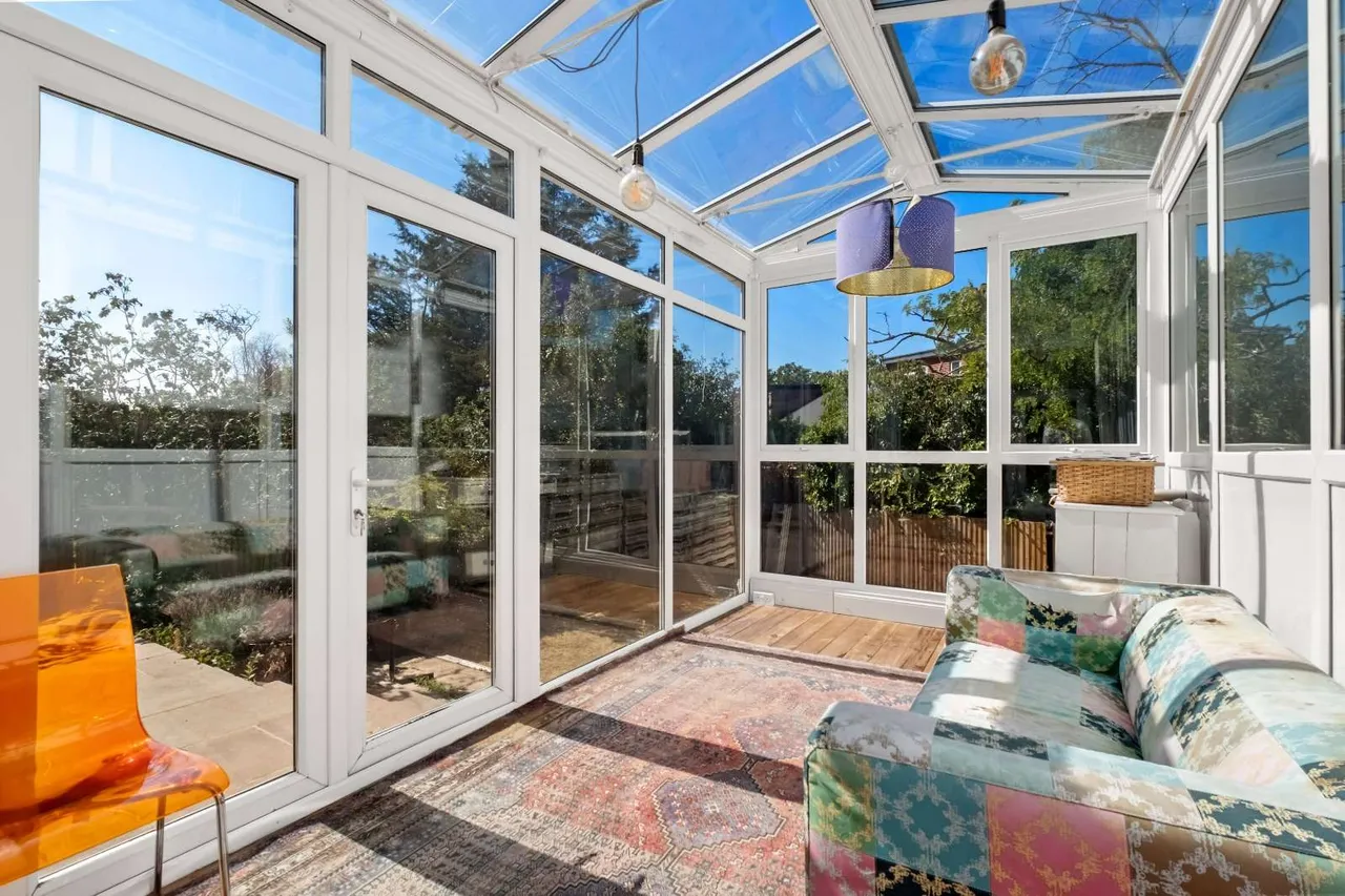 New Park Road, London, SW2 4LW, photo 6