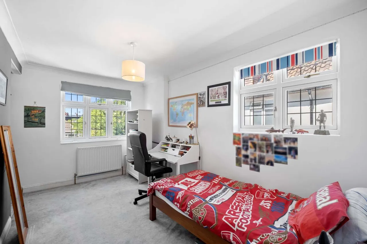 New Park Road, London, SW2 4LW, photo 11