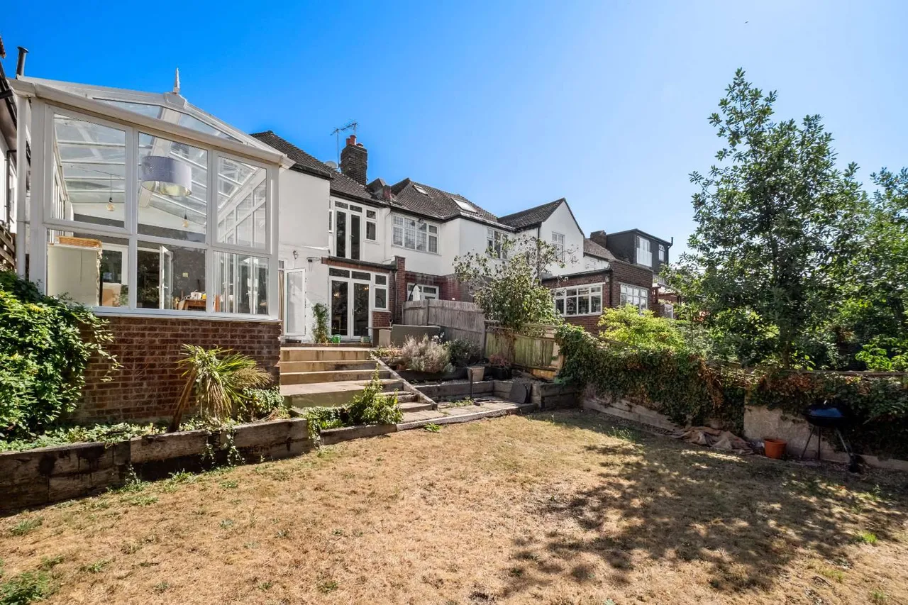New Park Road, London, SW2 4LW, photo 9