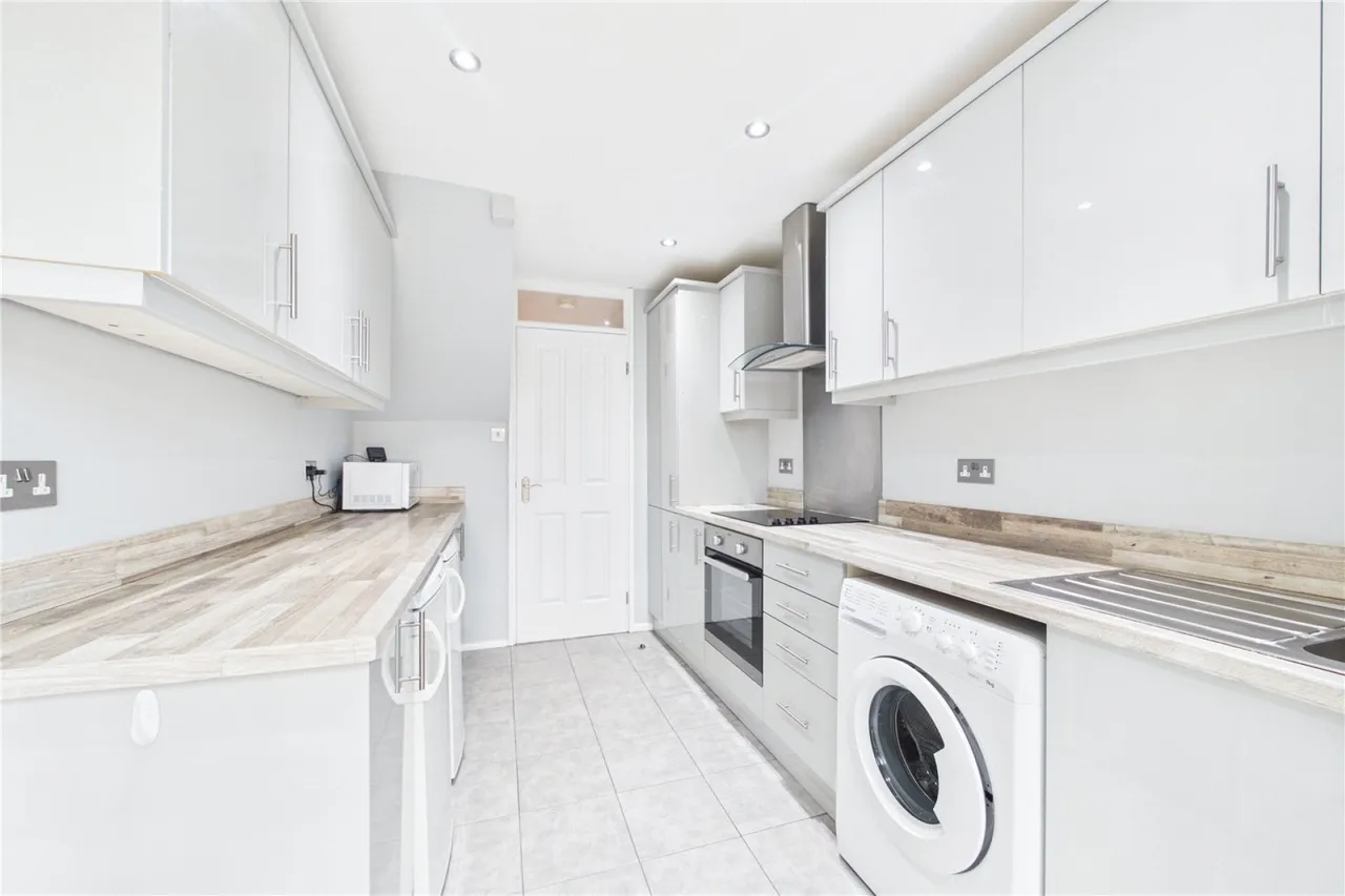 Greenacre Mount, Tilehurst, RG30, photo 3