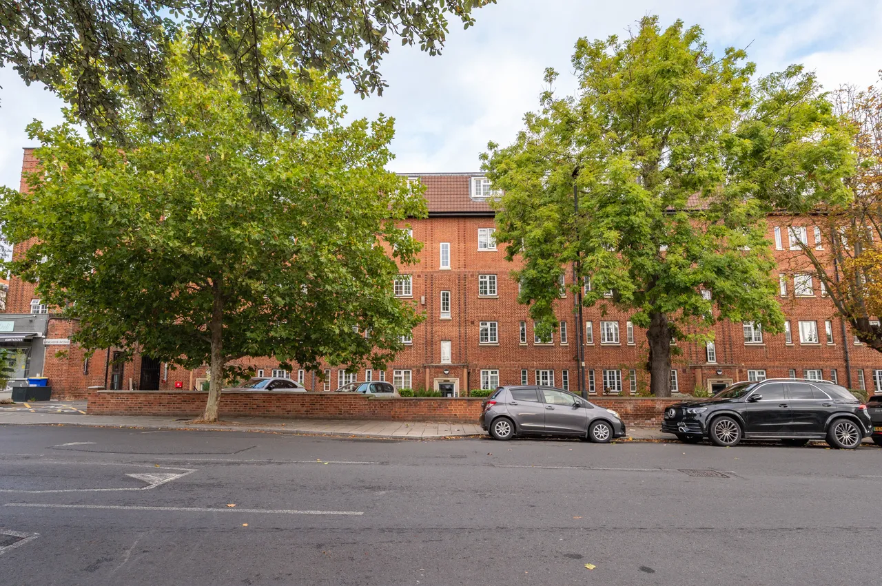 1 bed flat to rent, London, SE27