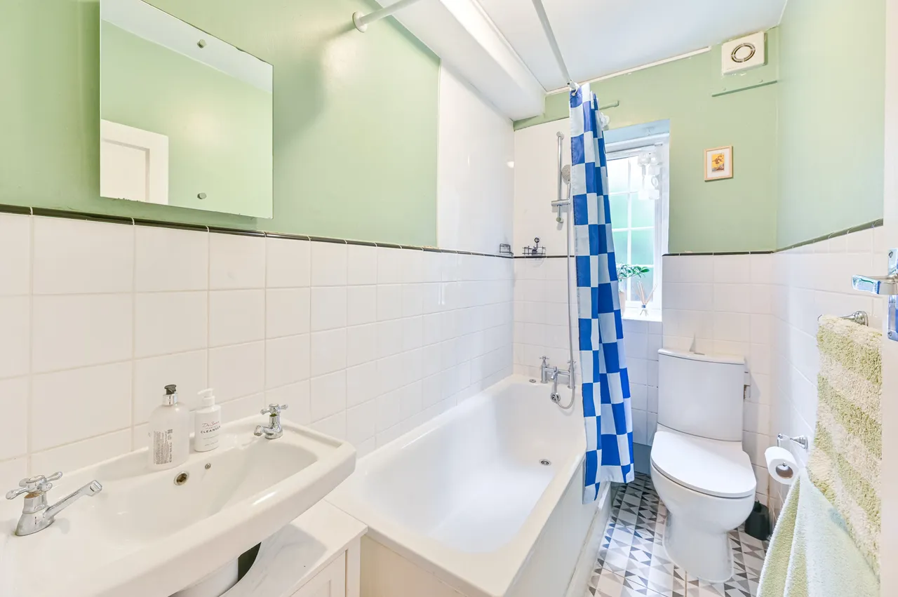 London, SE27, photo 13