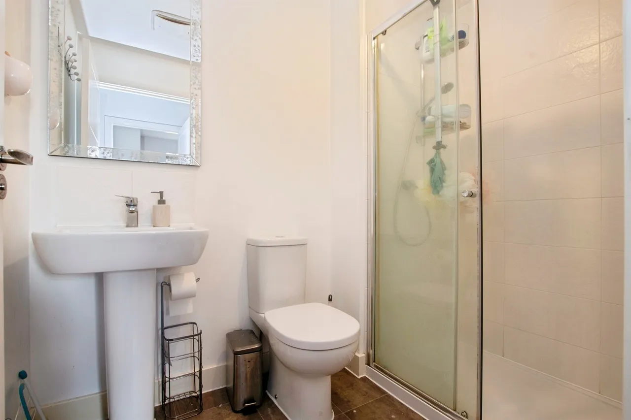 Gibson Place, Longhedge, SP4, photo 10
