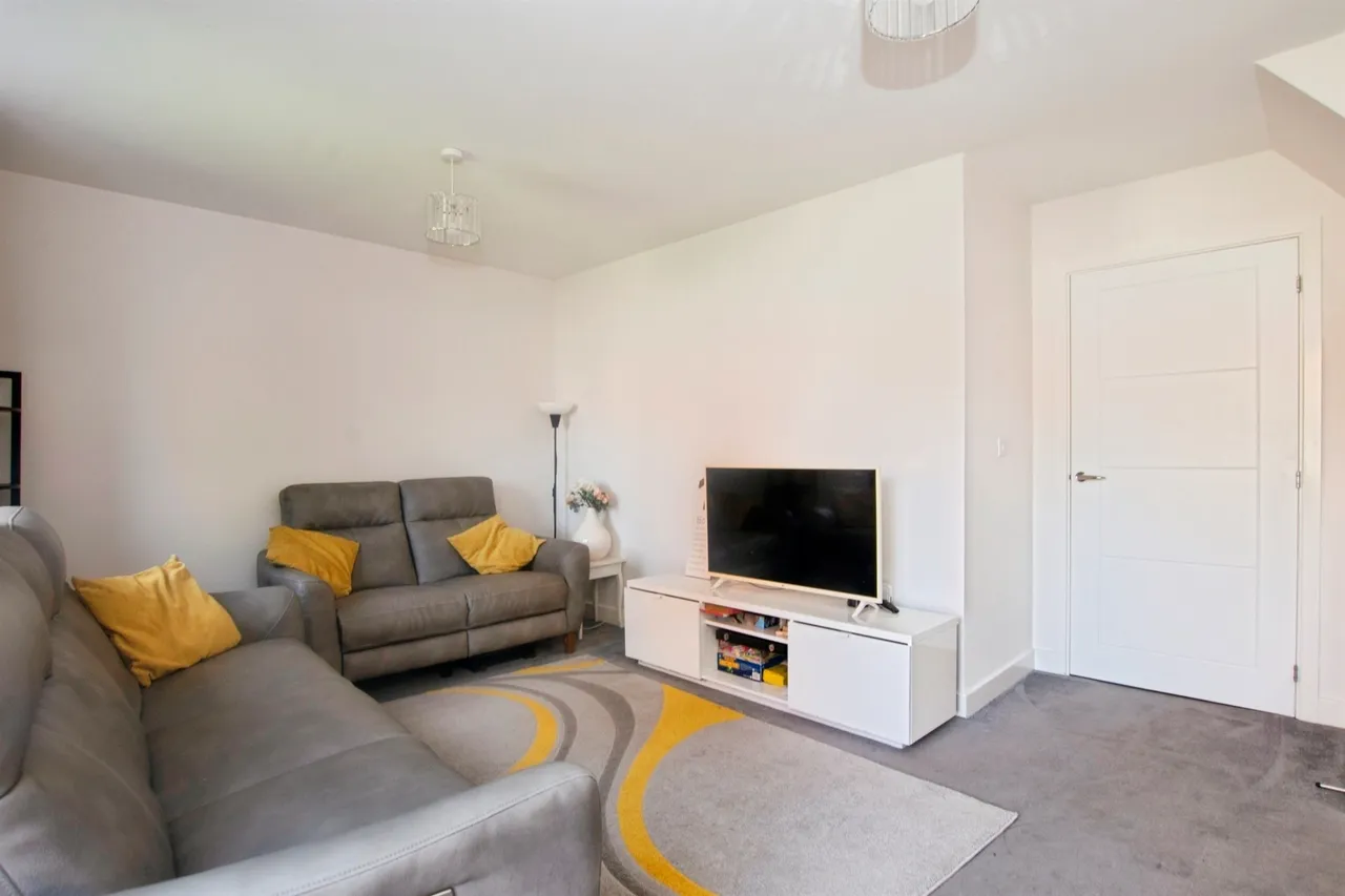 Gibson Place, Longhedge, SP4, photo 4