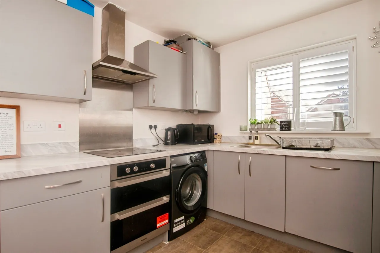 Gibson Place, Longhedge, SP4, photo 5