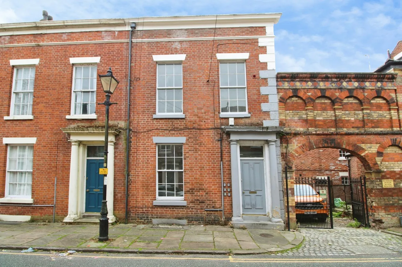 1 bed flat to rent, Latham Street, Preston, PR1