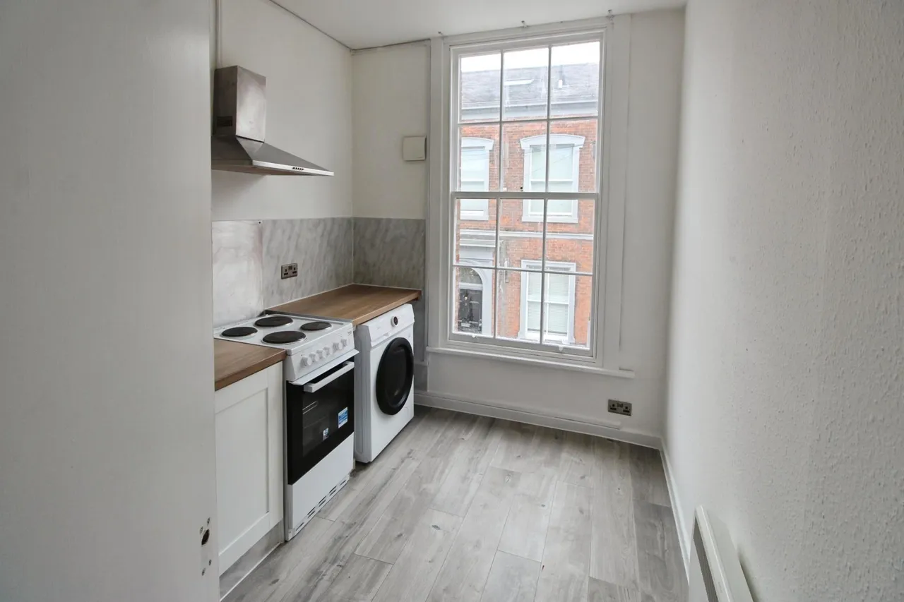 Latham Street, Preston, PR1, photo 2