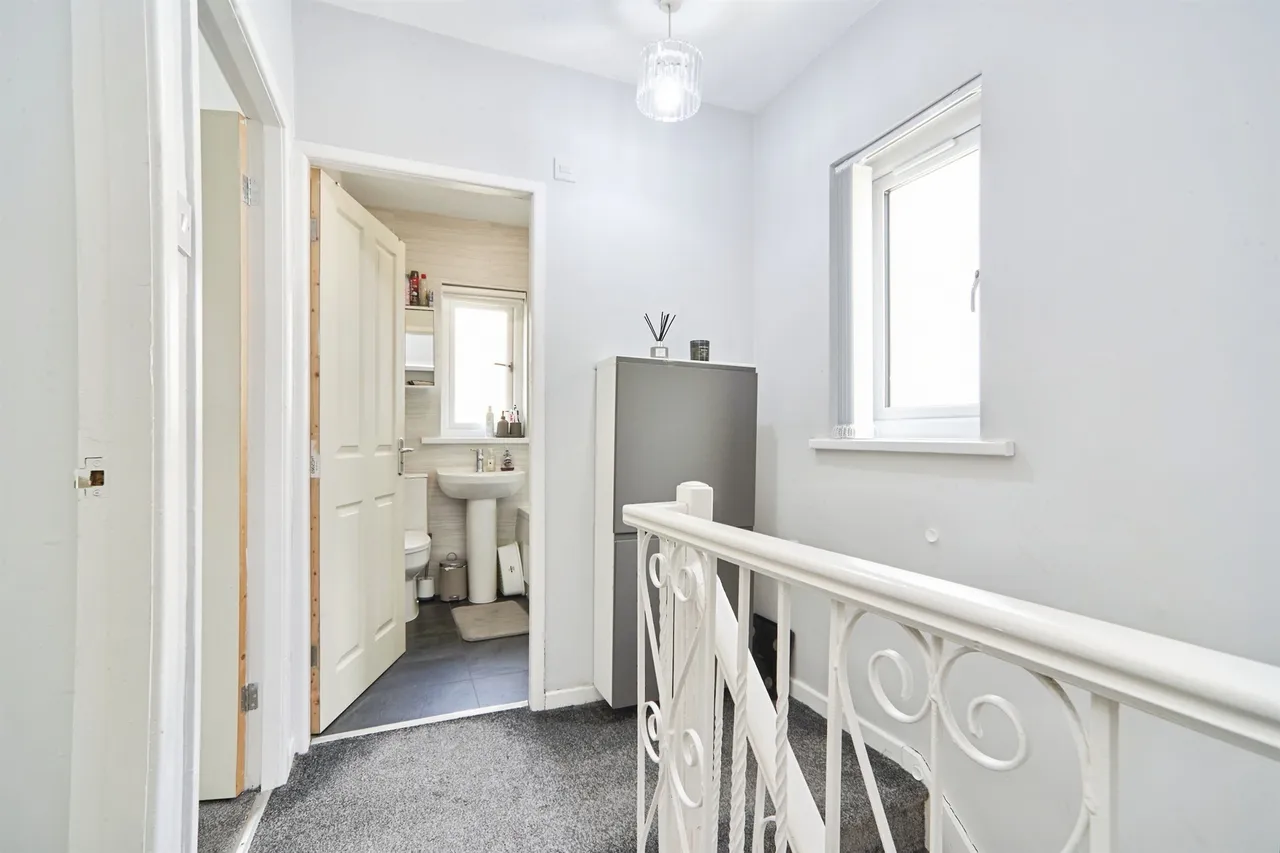 Avondale Road, Shipley, photo 7