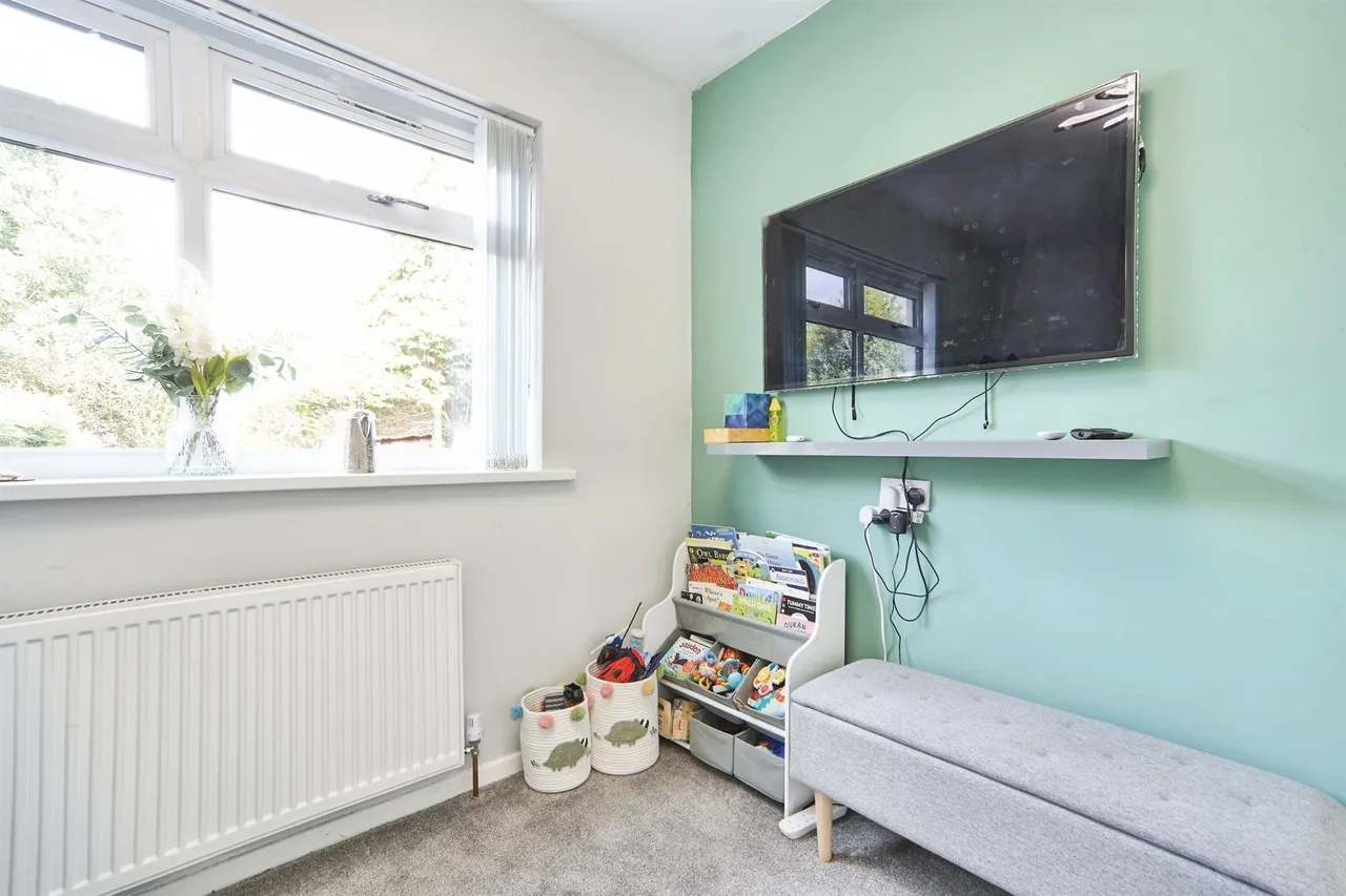 Avondale Road, Shipley, photo 11