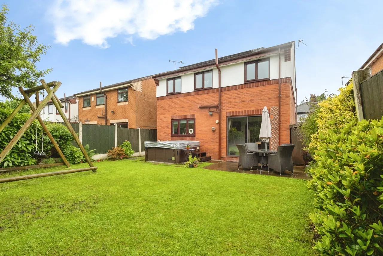 Moorside Lane, Denton, Manchester, Greater Manchester, M34, photo 24
