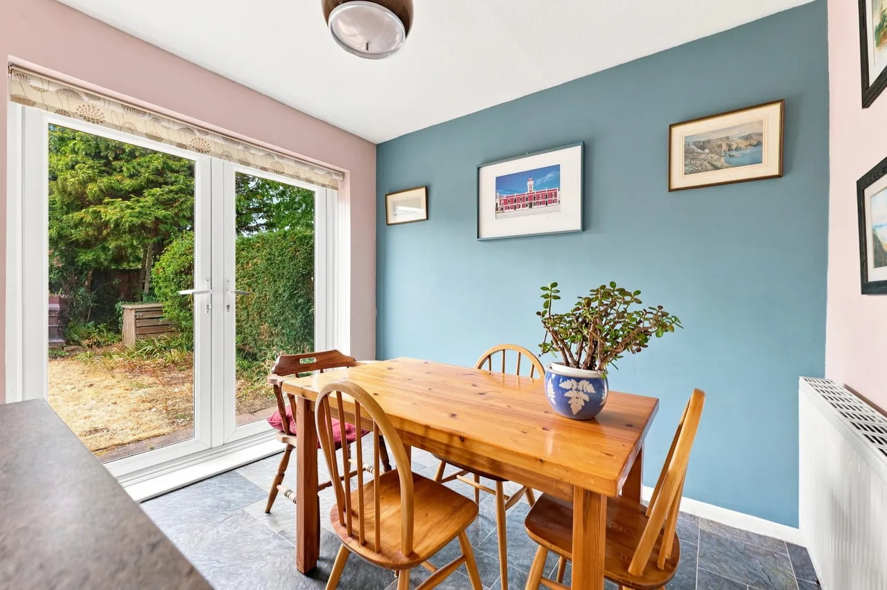 Maple Close, Radcliffe on Trent, NG12, photo 6