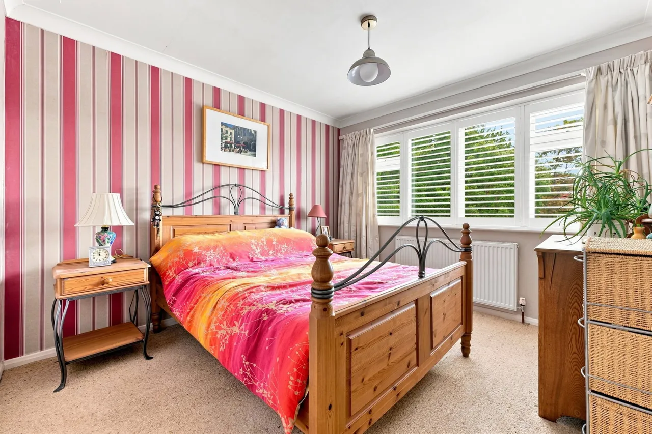 Maple Close, Radcliffe on Trent, NG12, photo 16