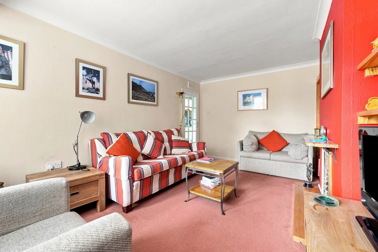 Maple Close, Radcliffe on Trent, NG12, photo 18