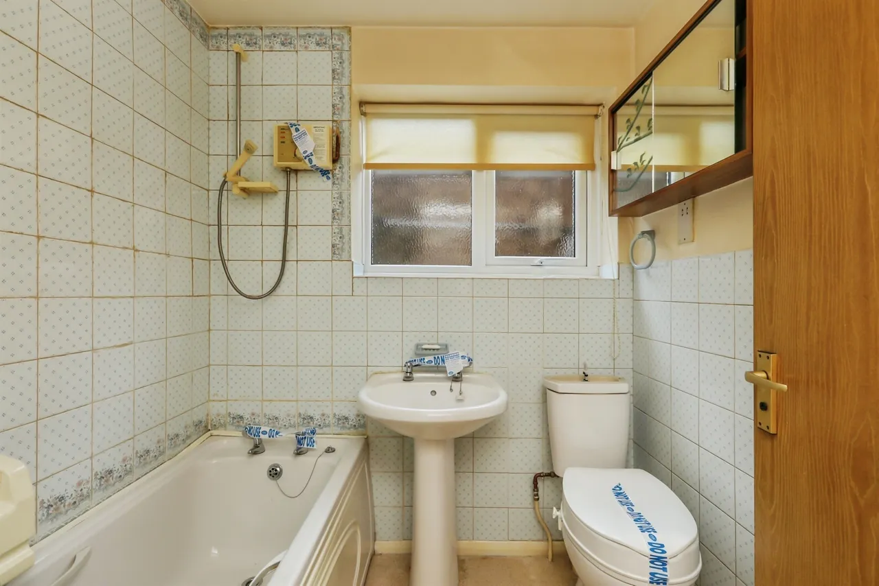 Horseshoe Close, Wales, Sheffield, photo 12