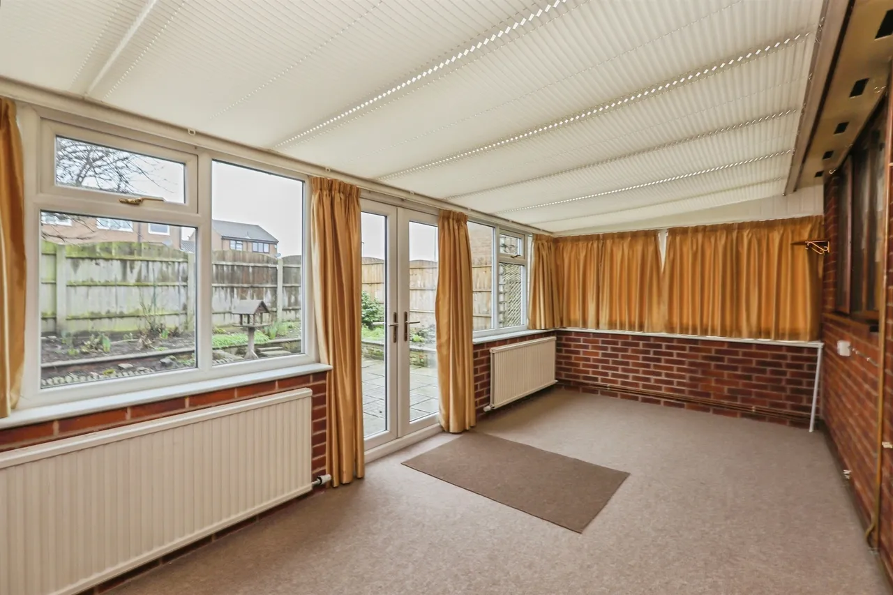 Horseshoe Close, Wales, Sheffield, photo 7