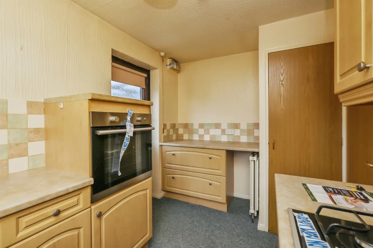 Horseshoe Close, Wales, Sheffield, photo 4