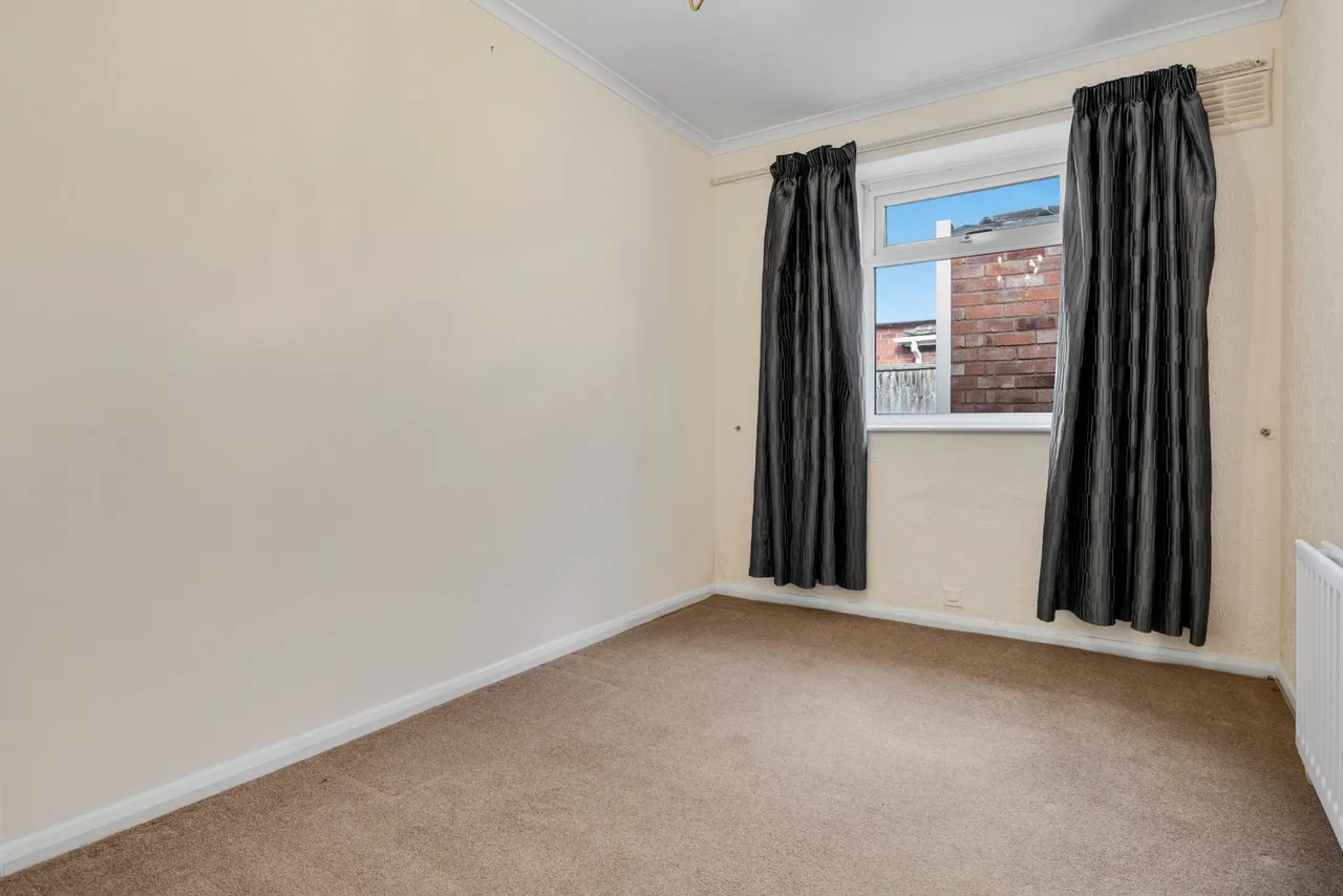 Ridge Road, Kingswinford, DY6, photo 15