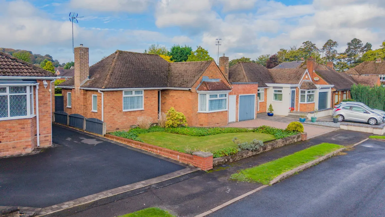 Ridge Road, Kingswinford, DY6, photo 37