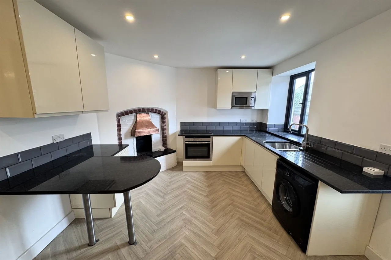 Burlow Road, Buxton, photo 6