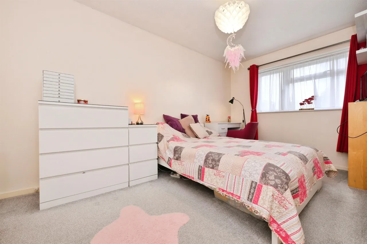 Sandpiper Close, Haverhill, photo 10