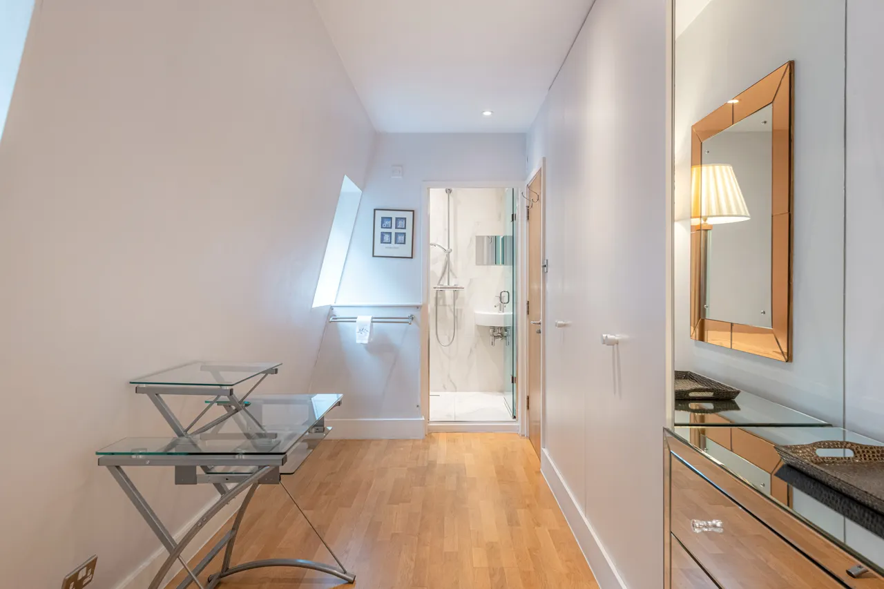 Woodstock Mews, Marylebone, London, photo 12