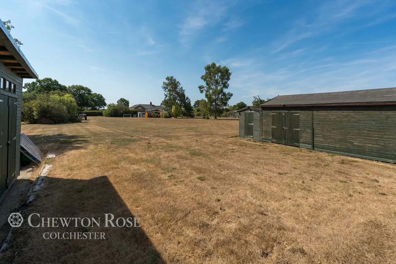 Stoke Road, Leavenheath, photo 39