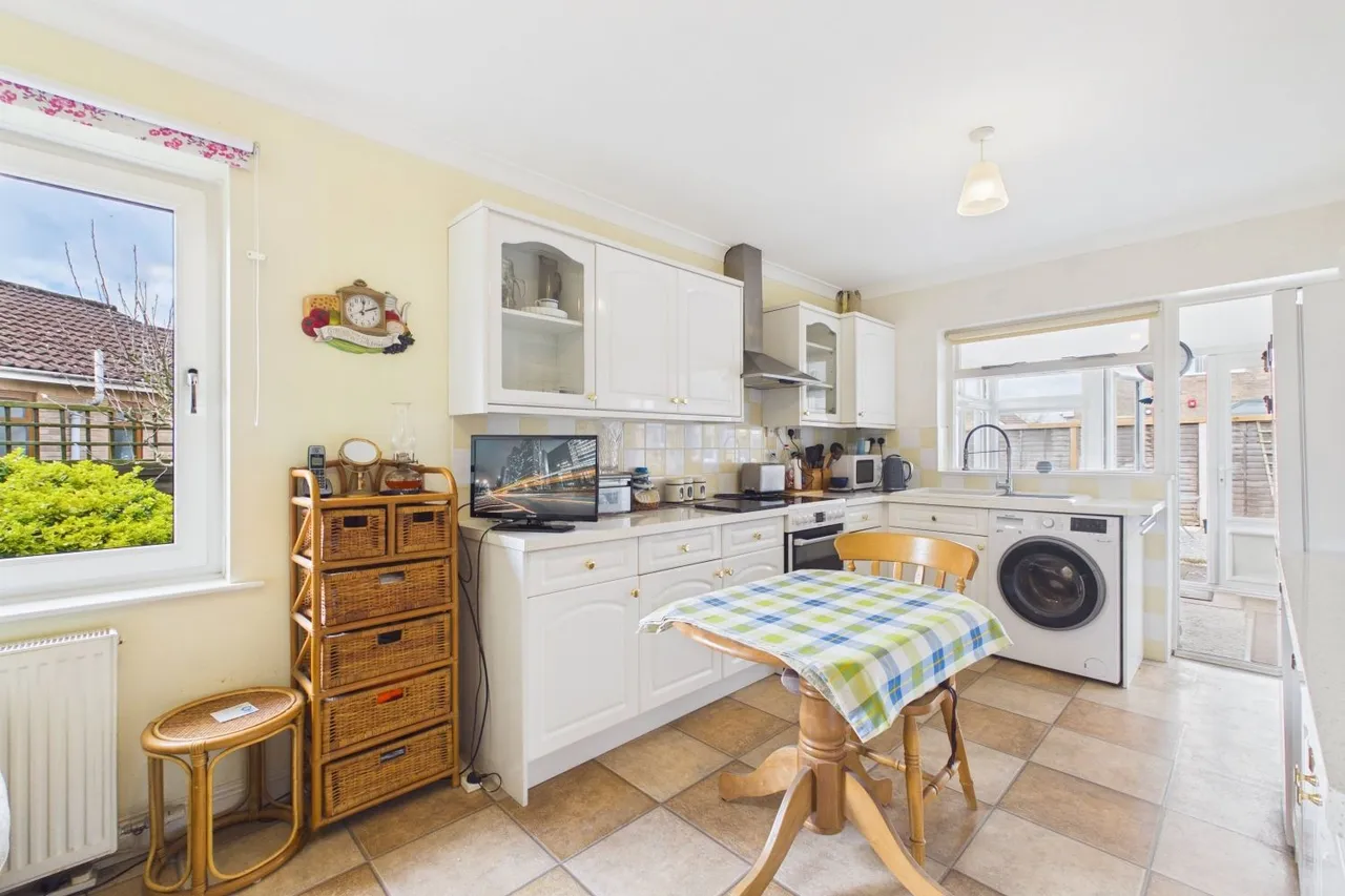 Halifax Close, Pocklington, YO42, photo 8