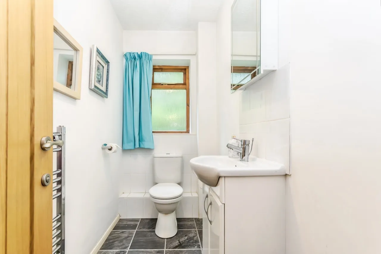 Hempstead Lane, Hailsham, BN27, photo 25