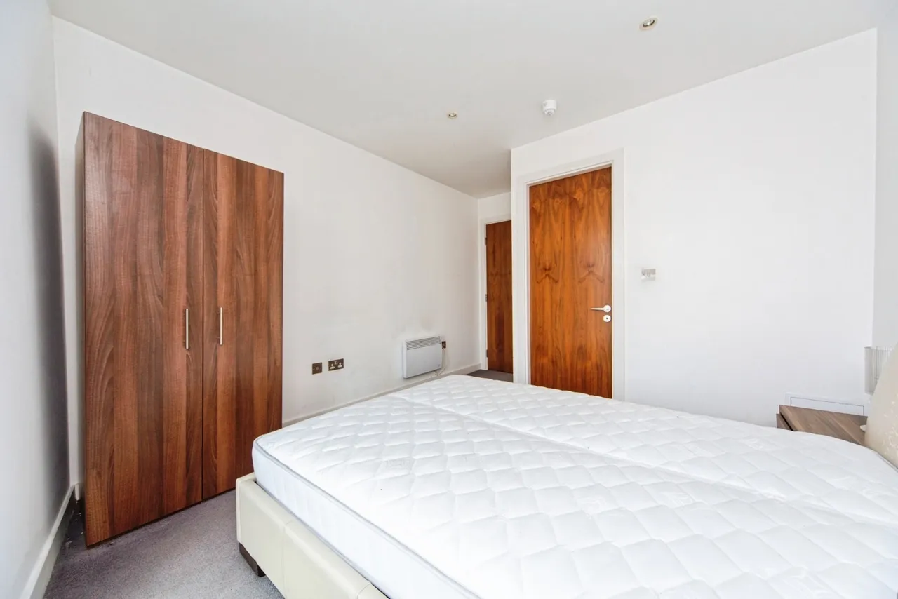 William Jessop Way, Liverpool, L3, photo 14