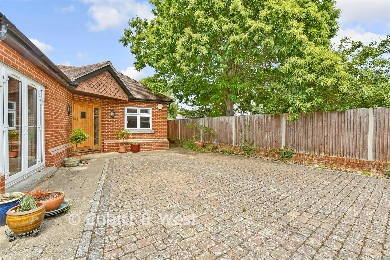 Woodcote Green, Wallington, SM6, photo 8