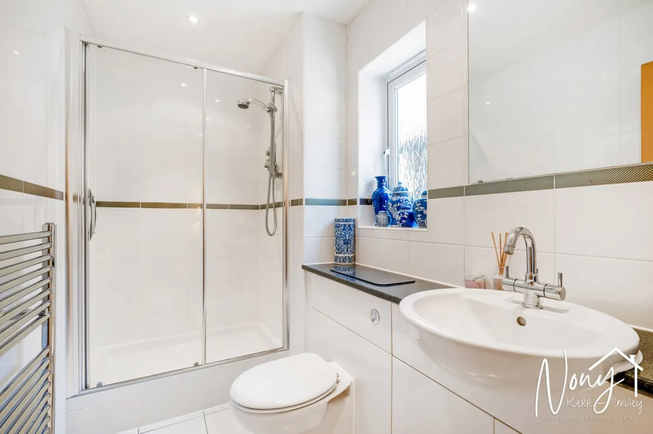 Beechcroft Close, Twyford, SO21, photo 21