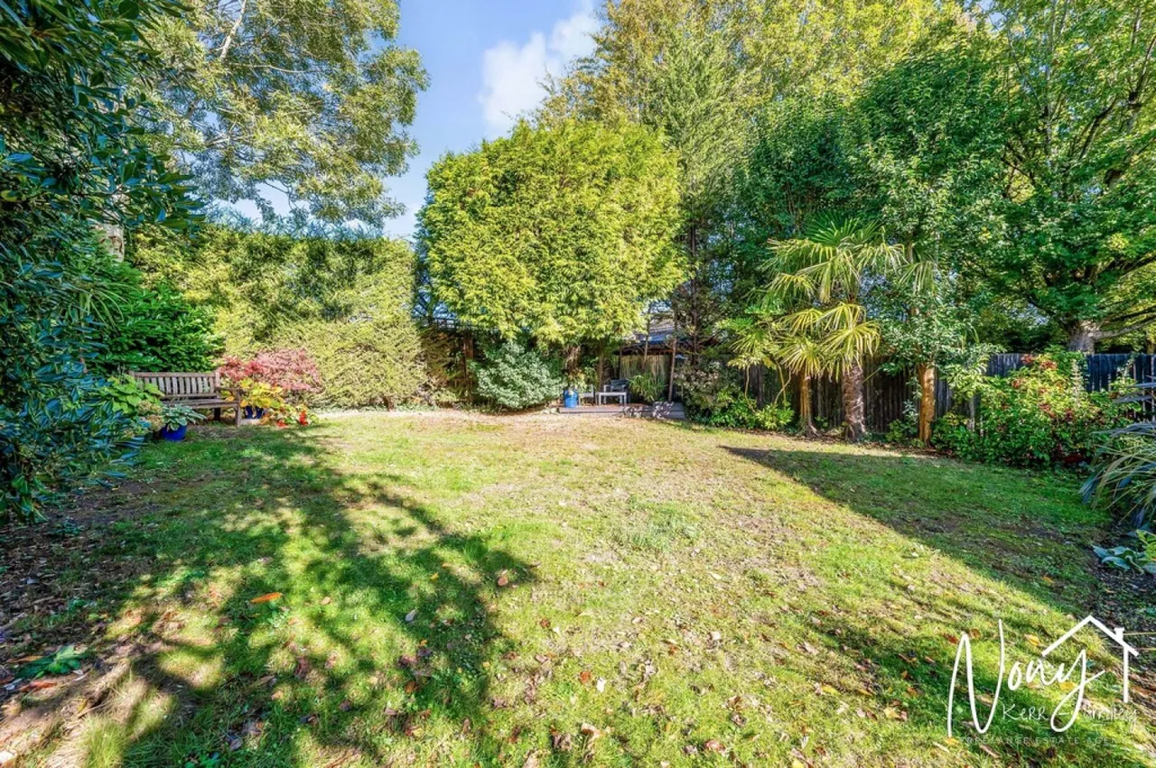 Beechcroft Close, Twyford, SO21, photo 27