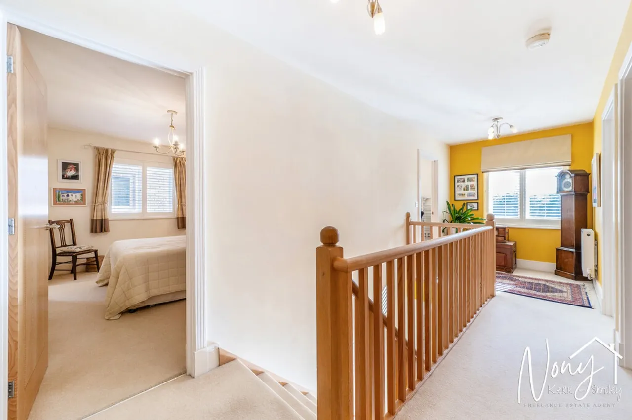 Beechcroft Close, Twyford, SO21, photo 14