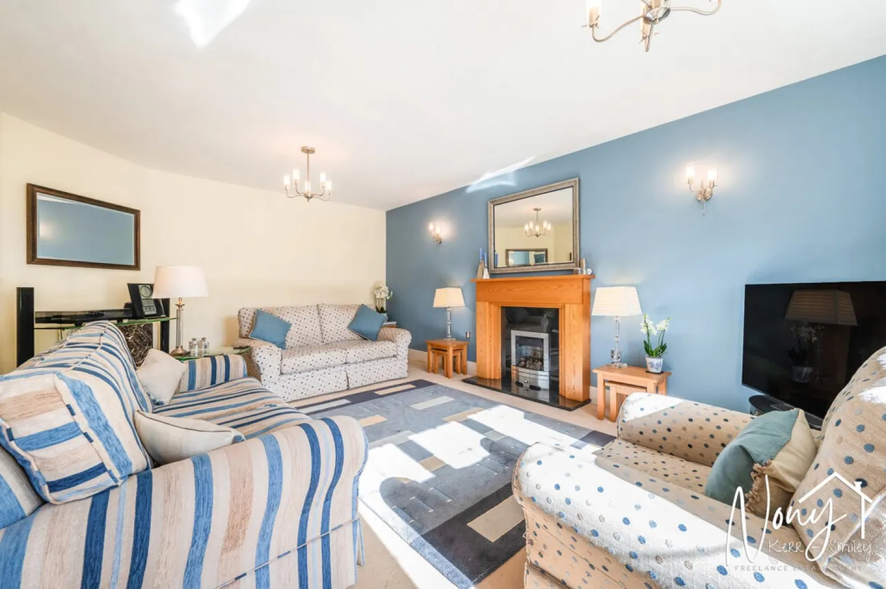 Beechcroft Close, Twyford, SO21, photo 10
