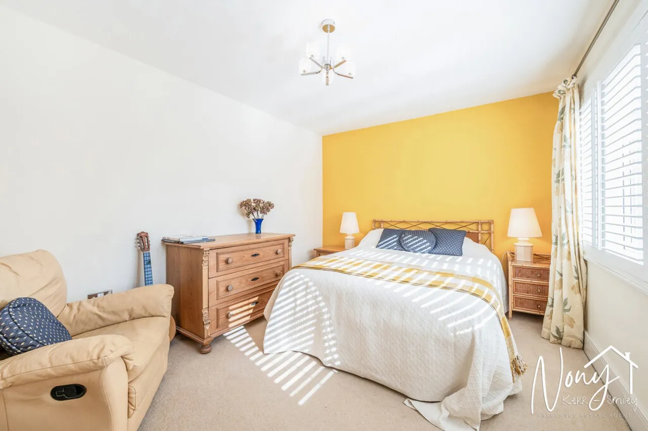 Beechcroft Close, Twyford, SO21, photo 22