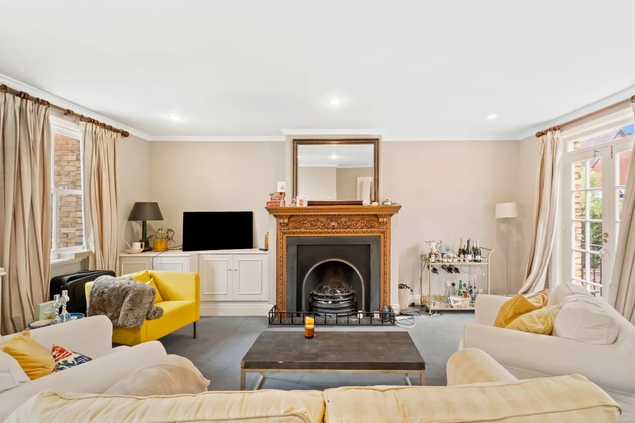 Ambrose Mews, London, SW11, photo 5