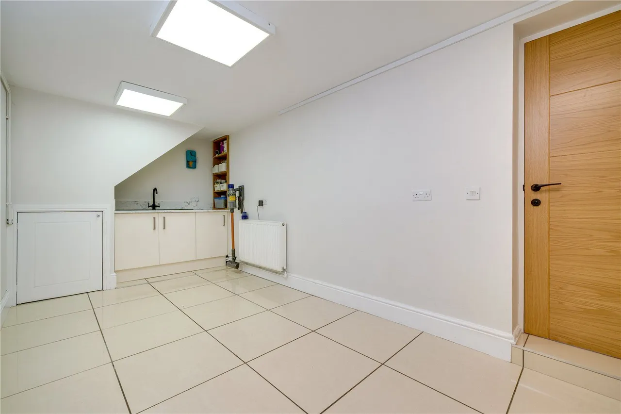 Stairfoot Close, Adel, LS16, photo 25