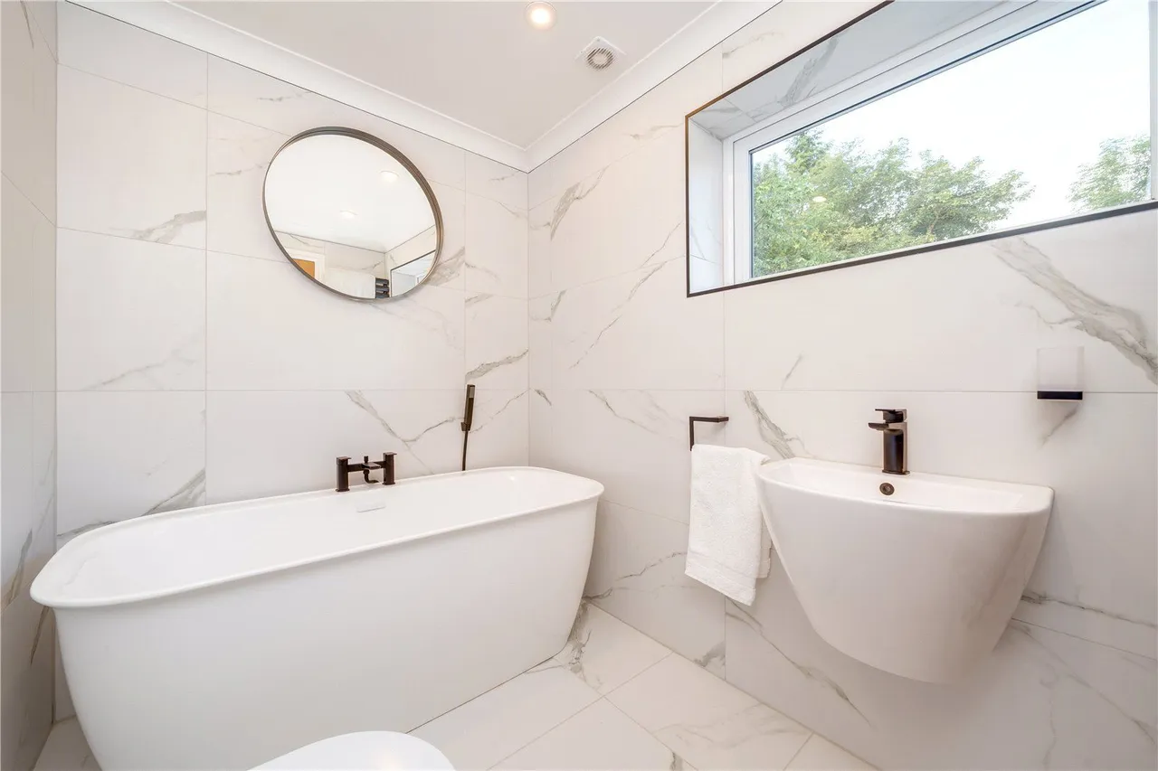 Stairfoot Close, Adel, LS16, photo 13