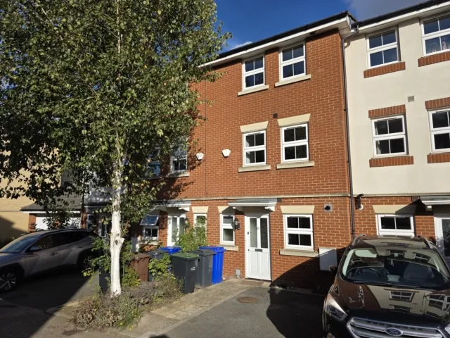 4 bed house to rent, Bury St Edmunds, IP32