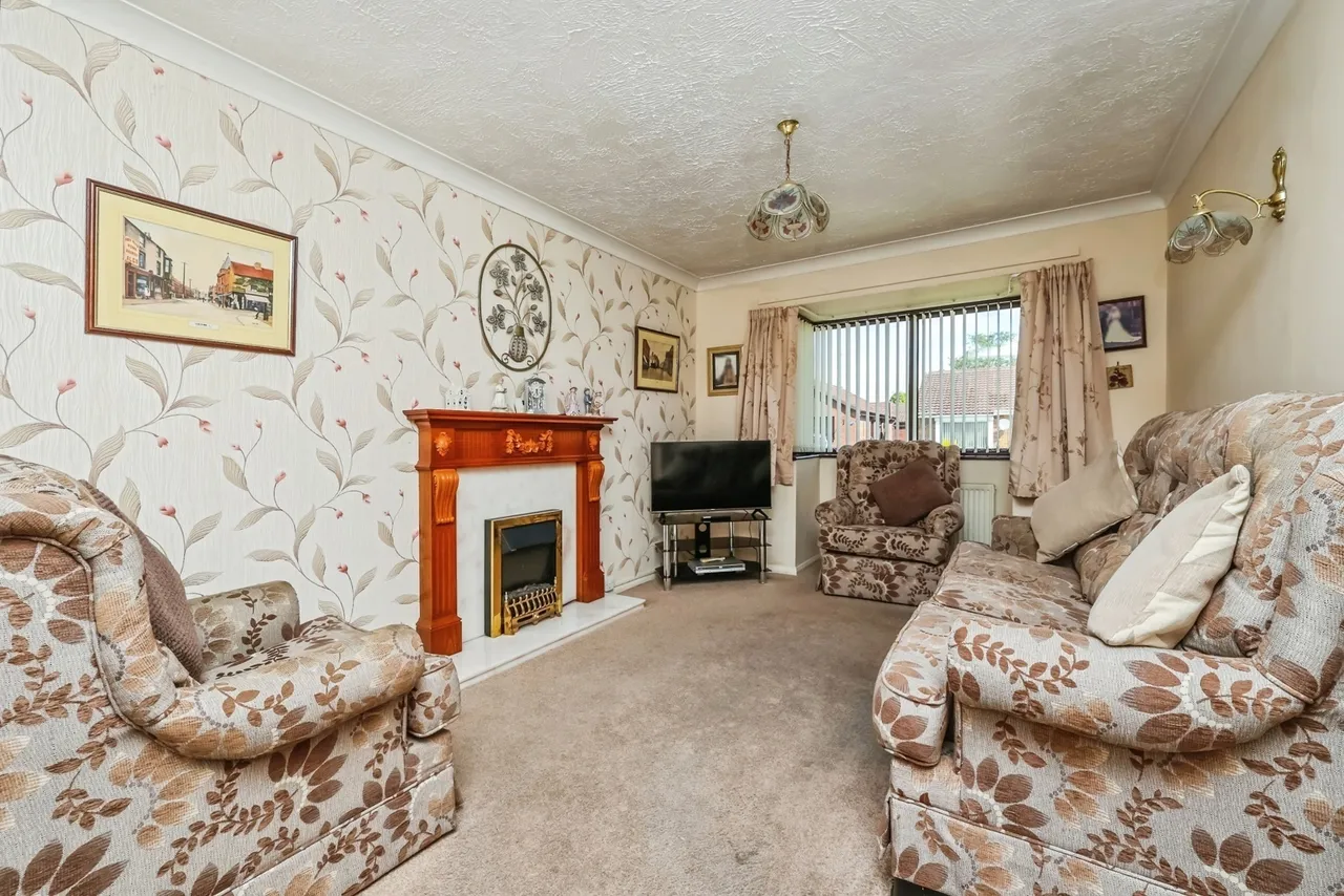 Magdalene Way, Hucknall, Nottingham, Nottinghamshire, NG15, photo 6