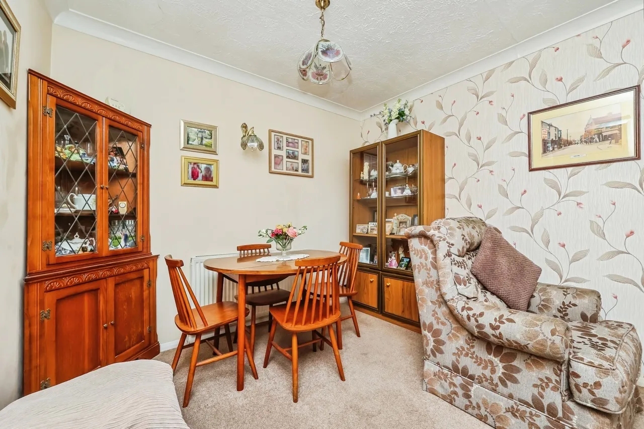 Magdalene Way, Hucknall, Nottingham, Nottinghamshire, NG15, photo 7