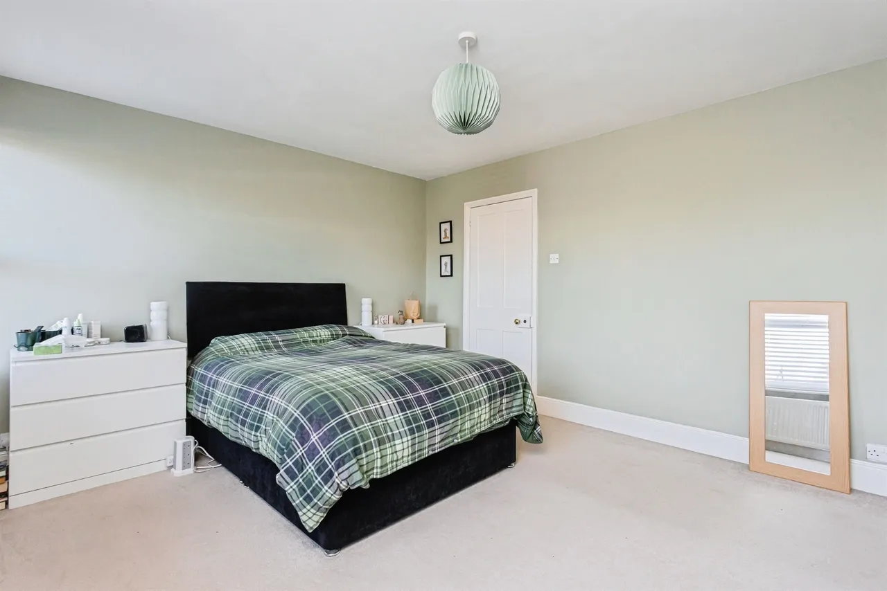 Nye Road, Burgess Hill, photo 11